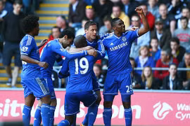 Chelsea bở hơi tai bám đuổi Liverpool