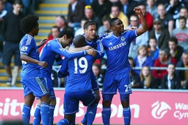 Chelsea bở hơi tai bám đuổi Liverpool