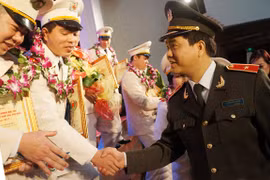 Tuyên dương 10 gương mặt trẻ Công an Thủ đô xuất sắc tiêu biểu năm 2013