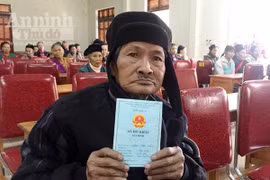 Cụ ông 83 tuổi vẫn xin ra khỏi danh sách hộ nghèo