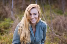  Trả giá vì kiếm tiền bằng “cảnh nóng” 