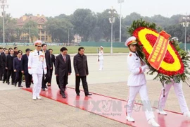 Thêm tự hào, tin yêu dân tộc ta, Đảng ta