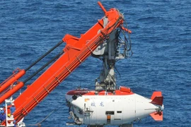 Tàu ngầm Trung Quốc gặp sự cố