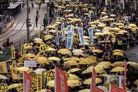 Người Hồng Kông lại xuống đường