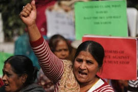 Biểu tình bùng phát ở Ấn Độ sau vụ bé gái 7 tuổi bị hiếp dâm