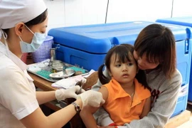 Xuất hiện "cơn sốt" săn lùng vaccine dịch vụ