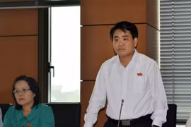 Kiểm soát chặt buôn lậu để gỡ khó cho doanh nghiệp 