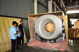 Thủ đoạn cực kỳ mới buôn lậu những lô hàng có giá trị lớn 