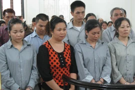 Thủ đoạn tinh vi của các “trùm” giật dây “cát tặc”