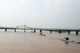 Hà Nội lập quy hoạch dọc hai bên sông Hồng