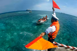 Đặc sắc Triển lãm ảnh "Có một Trường Sa trong lòng Hà Nội"