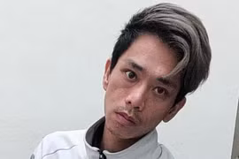 Đối tượng 2 tiền án bị bắt trên đường mua ma túy sử dụng