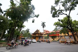 Hà Nội thẳm sâu, trong veo, bình dị