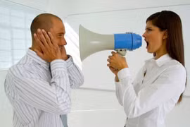 10 thói xấu của phụ nữ chàng ghét cay ghét đắng