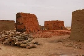 Hiếp dâm công nhân rồi đẩy vào lò gạch