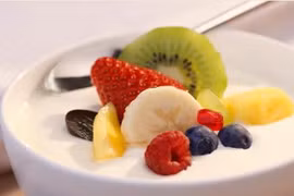 Lựa chọn ăn nhẹ lành mạnh tốt cho chị em