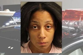 Mẹ bỏ con ở bãi đỗ xe để đánh bạc