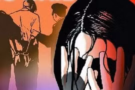 Góa phụ bị hiếp dâm tập thể