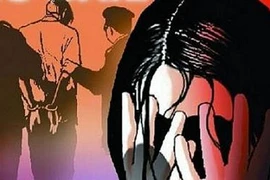 Góa phụ bị hiếp dâm tập thể