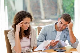 Bí quyết giúp các cặp đôi đẩy lùi mâu thuẫn về tiền bạc