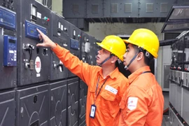 Nắng nóng trên 36 độ C: Nghiêm cấm cắt điện sửa chữa