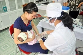 Tai biến tử vong do tiêm chủng mở rộng được bồi thường đến 100 triệu đồng