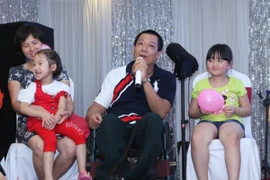 Nam bệnh nhân bị ung thư tinh hoàn vẫn có con nhờ trữ lạnh tinh trùng