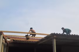 Hà Tĩnh: Lốc xoáy làm tốc mái 269 ngôi nhà