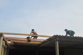 Hà Tĩnh: Lốc xoáy làm tốc mái 269 ngôi nhà