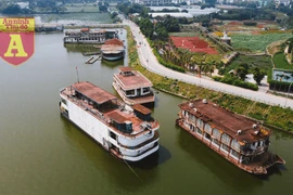 Số phận những du thuyền bạc tỉ ở hồ Tây giờ ra sao?