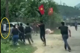 [Video] Hồi hộp xem cảnh sát nổ súng cảnh cáo, bắt ‘nóng’ kẻ vận chuyển ma tuý