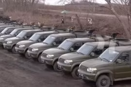 [ẢNH] Nga chính thức cấp cho DPR và LPR lượng lớn khí tài hiện đại để chống Ukraine