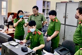 Giám đốc CATP Hà Nội kiểm tra công tác cấp CCCD gắn chip tại huyện Thạch Thất: Tháo gỡ từng khó khăn, vướng mắc