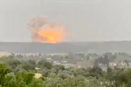 [ẢNH] Nổ lớn tại nhà máy sản xuất tên lửa Israel: Hoạt động thử nghiệm hay bị tấn công?