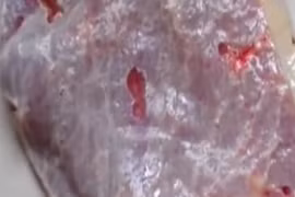 Xem miếng thịt “nhảy múa”, nhiều facebooker chuyển sang ăn chay