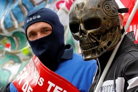 Loạt liên đoàn Pháp "tổng tiến công" phản đối chính phủ