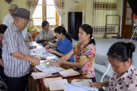 Chế độ đối với người có công là cán bộ hưu từ trần