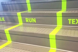 Lối đi riêng cho người “nghiện” nhắn tin