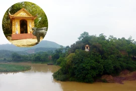 Ngôi đền nổi tiếng biết “giữ xác” trôi sông