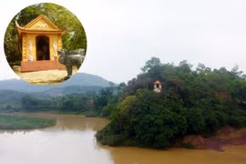 Ngôi đền nổi tiếng biết “giữ xác” trôi sông