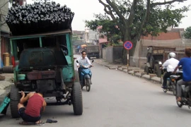 “Hung thần” tung hoành do phường thu phí (?!)