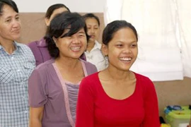 Tết của những phụ nữ trên “đảo không chồng”