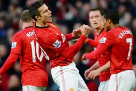 “Bầy thiên nga” - quà Giáng sinh cho “Quỷ đỏ” 