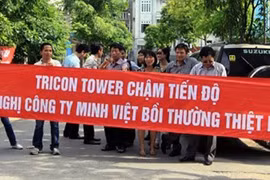 Đòi lại tiền mua nhà bị chậm tiến độ khó hơn… lên trời 