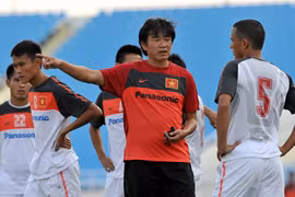 Không nhìn vào hào quang quá khứ 