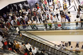 Khai trương Vincom Center A tại TP.HCM