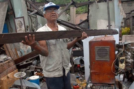 Siêu bão Sandy đổ bộ vào nước Mỹ 