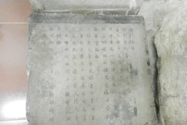 Nhiều nghi vấn quanh niên đại bia cổ