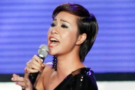 Ca sĩ Uyên Linh: Không còn lo hát dở hay… mặc xấu! 