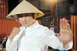 Chánh Tín làm phim về “hiệp sĩ”